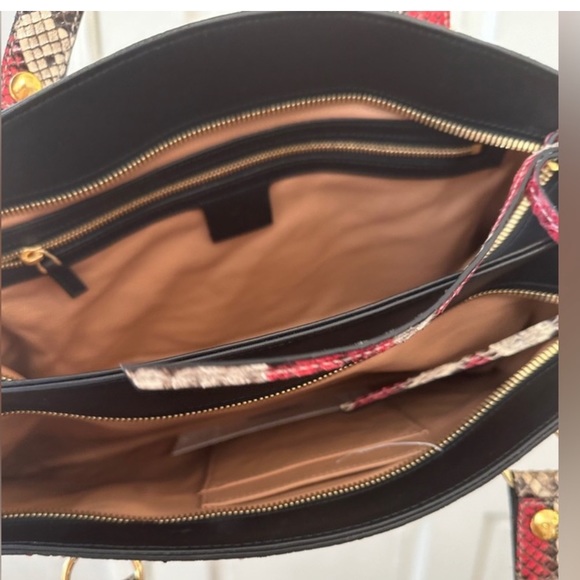 GUCCI PYTHON ARLI BAG❤️❤️ - Picture 6 of 8